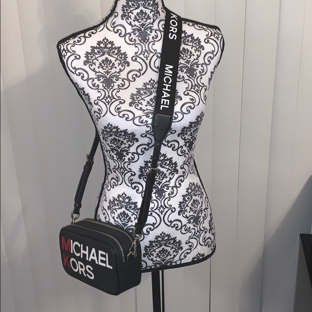 MK Lacey SM Camera bag and Crossbody